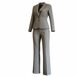 Escada- Women’s Light Grey Wool/Silk Pant Suit, Blazer Size Euro 38/10 Pants‎ 12